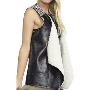 Flying Tomato Faux Leather Sherpa Lined Boho Drape Vest Aztec Trim Size M